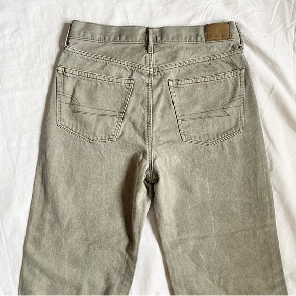 American Eagle Cropped Straight Leg Jeans - Picture 9 of 11